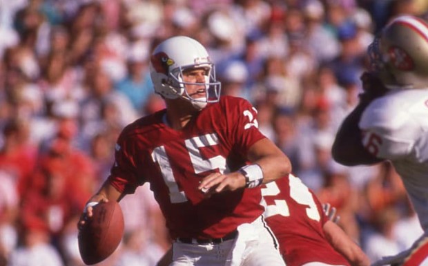 Neil-Lomax-as-one-of-the-arizona-cardinals-quarterbacks